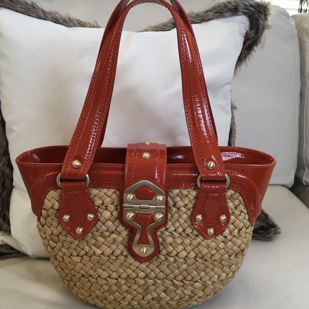 MICHAEL KORS BAG SUPER ADORABLE!